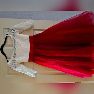 Lovely Flower Girl Dress